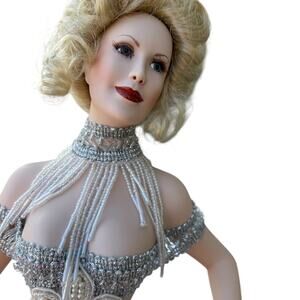 NIB Paradise Galleries 18 inch porcelain doll